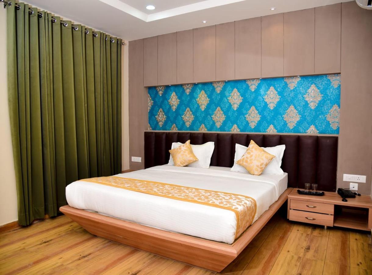 Hotel Olive Crown لاكناو المظهر الخارجي الصورة