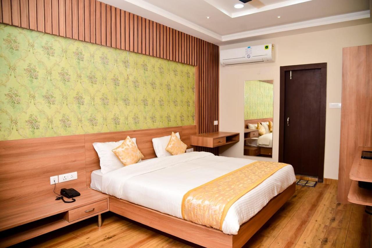 Hotel Olive Crown لاكناو المظهر الخارجي الصورة