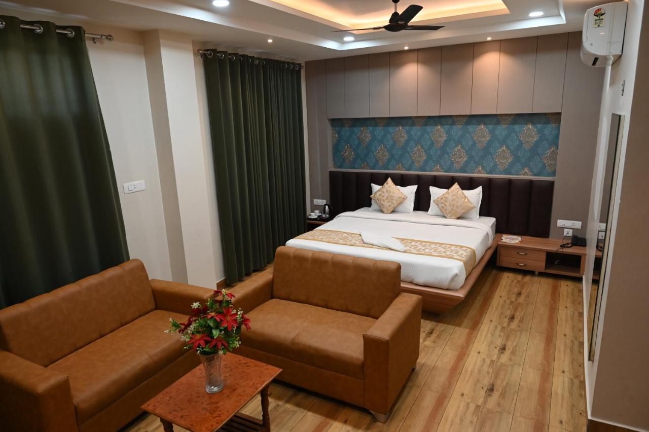 Hotel Olive Crown لاكناو المظهر الخارجي الصورة